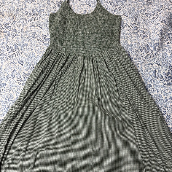 aerie Dresses & Skirts - Green Gingham Aerie Maxi Dress